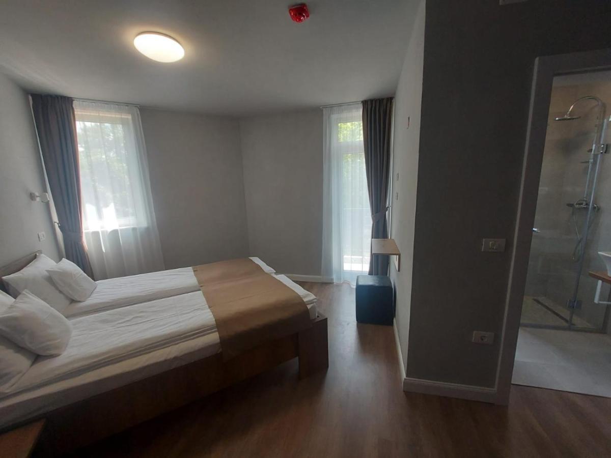 Hotel Octogon Băile Felix Exteriér fotografie